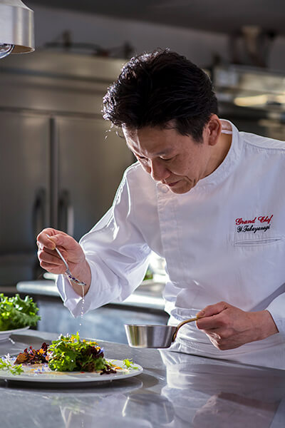 Chief chef Yuki Takayanagi