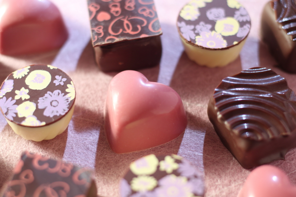 旧軽井沢ホテル音羽ノ森バレンタインチョコレート【４種類の味わいが楽しめる『ショコラ・フルール』】