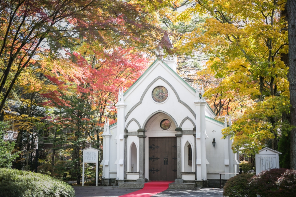 【2023年11月までの挙式】軽井沢で人気のグリーン＆紅葉シーズン♪オータムプラン＜新郎新婦宿泊プレゼント＞