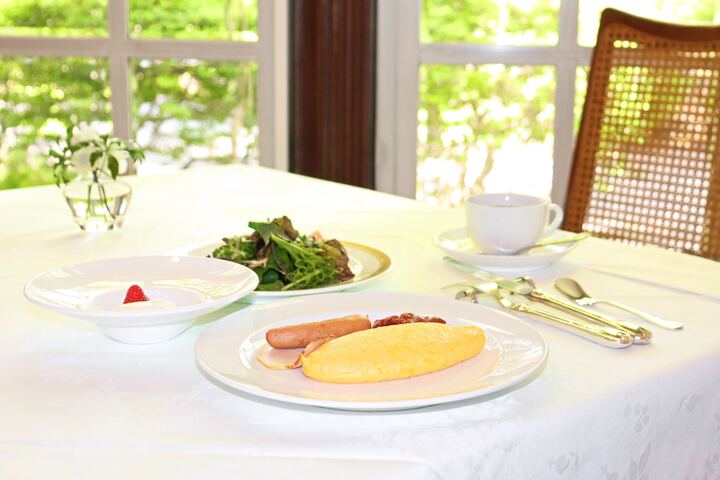 ご朝食のご案内～！